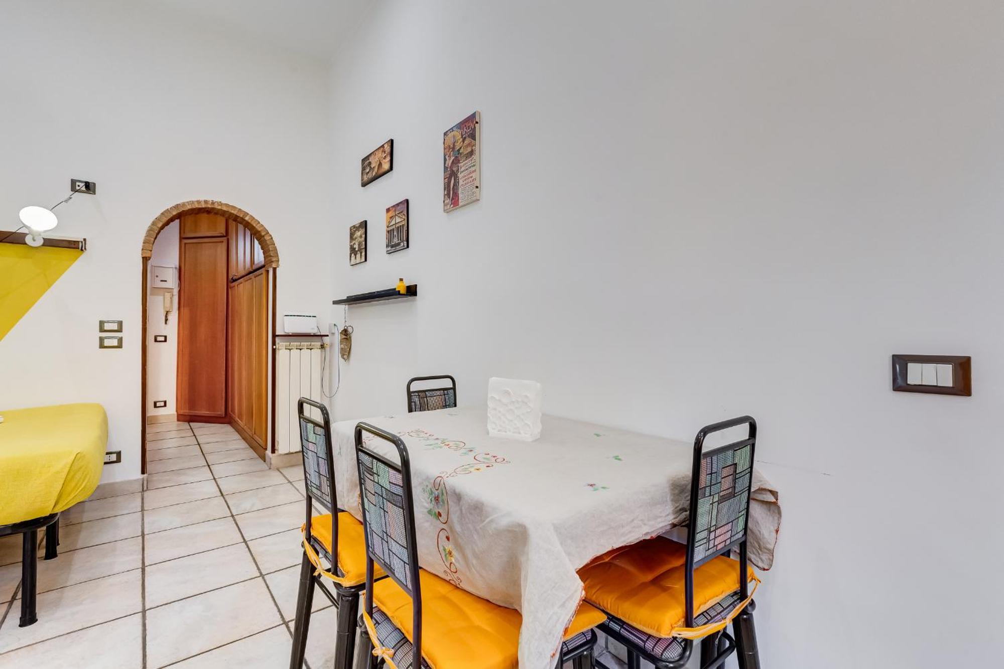 Centro Trastevere Loft In Lägenhet